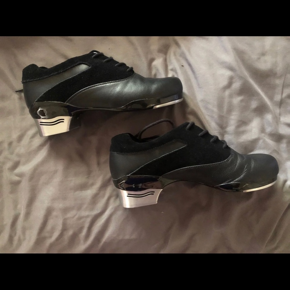 Capezio Comp Tap Shoes